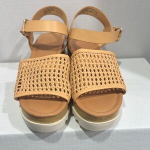 Universal Thread Camel‎ Woven Sandals